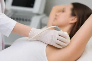 Quando é necessário retirar os linfonodos axilares?